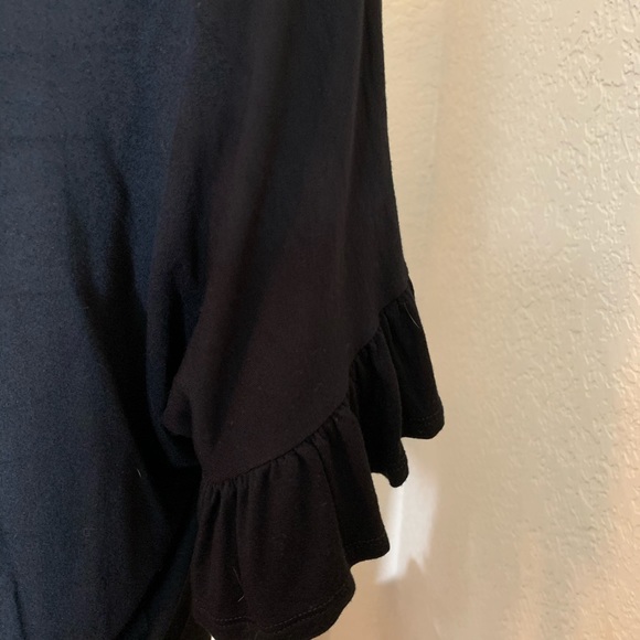 Promesa Black  Ruffled Short Sleeve Top - Picture 5 of 9